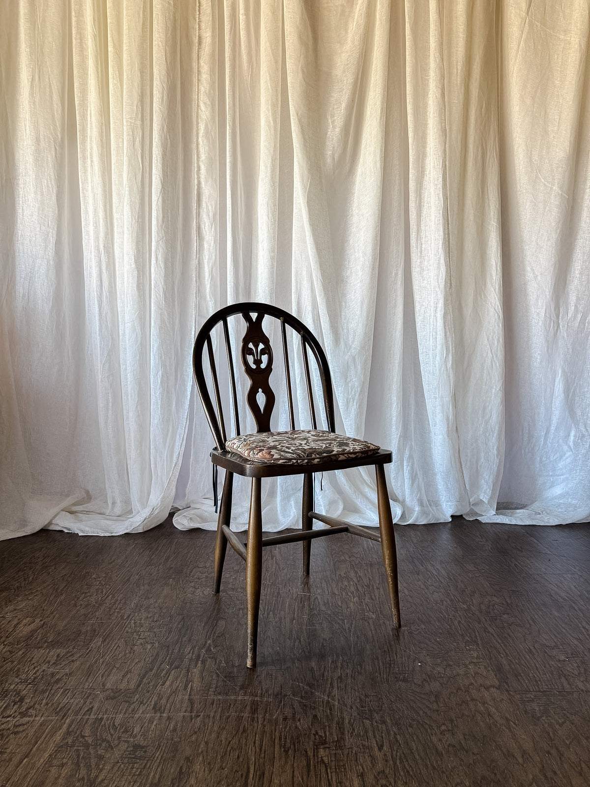Set of Four Vintage Oval Back Dining Chairs