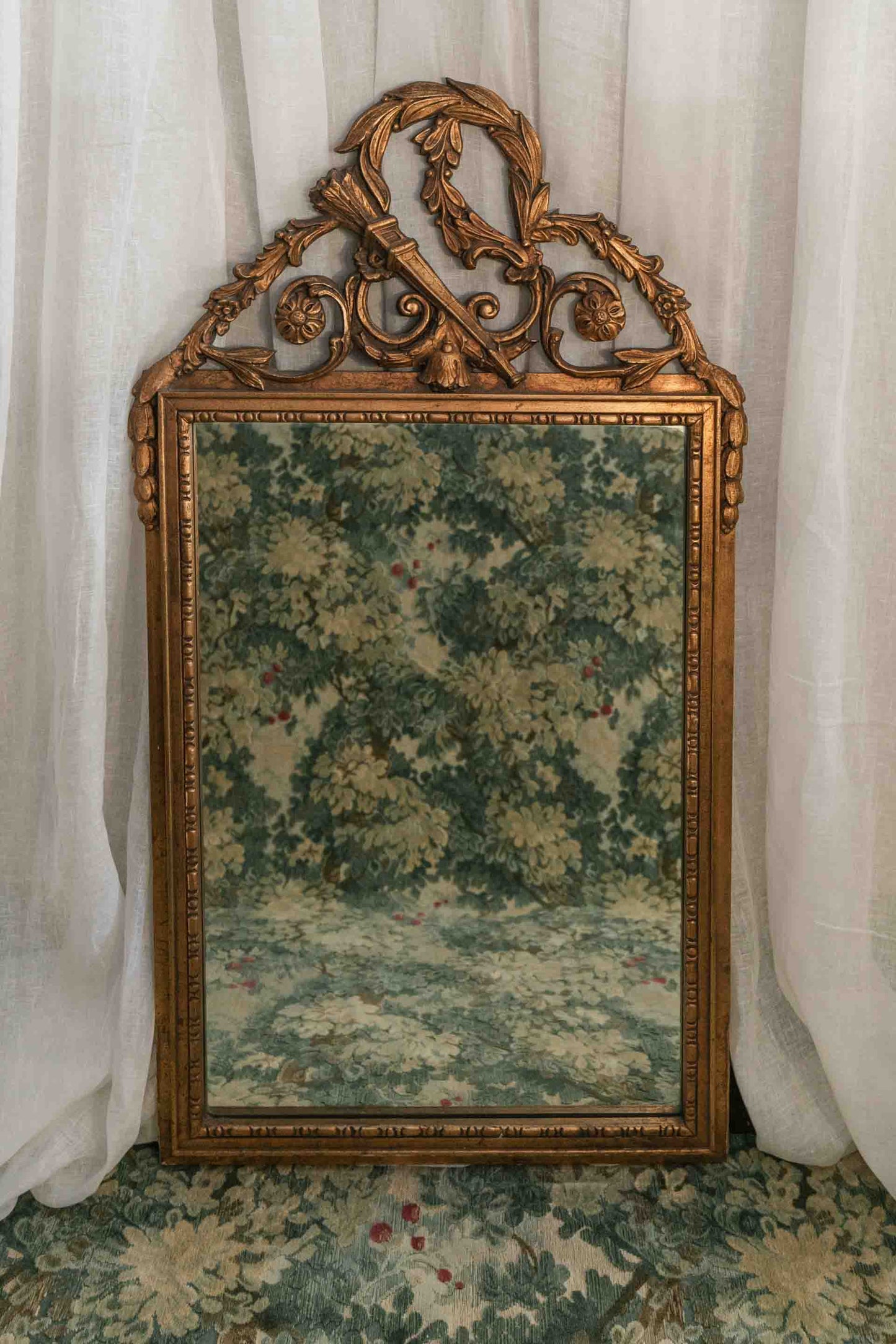 Carved Top Mirror-Giltwood