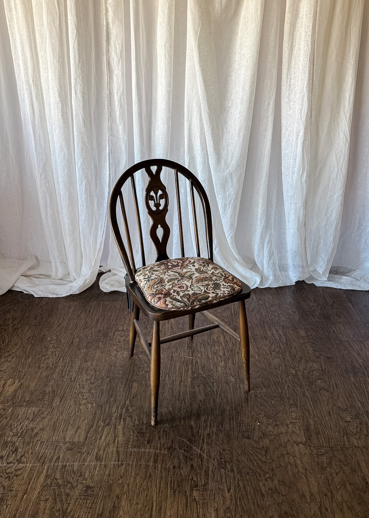 Set of Four Vintage Oval Back Dining Chairs
