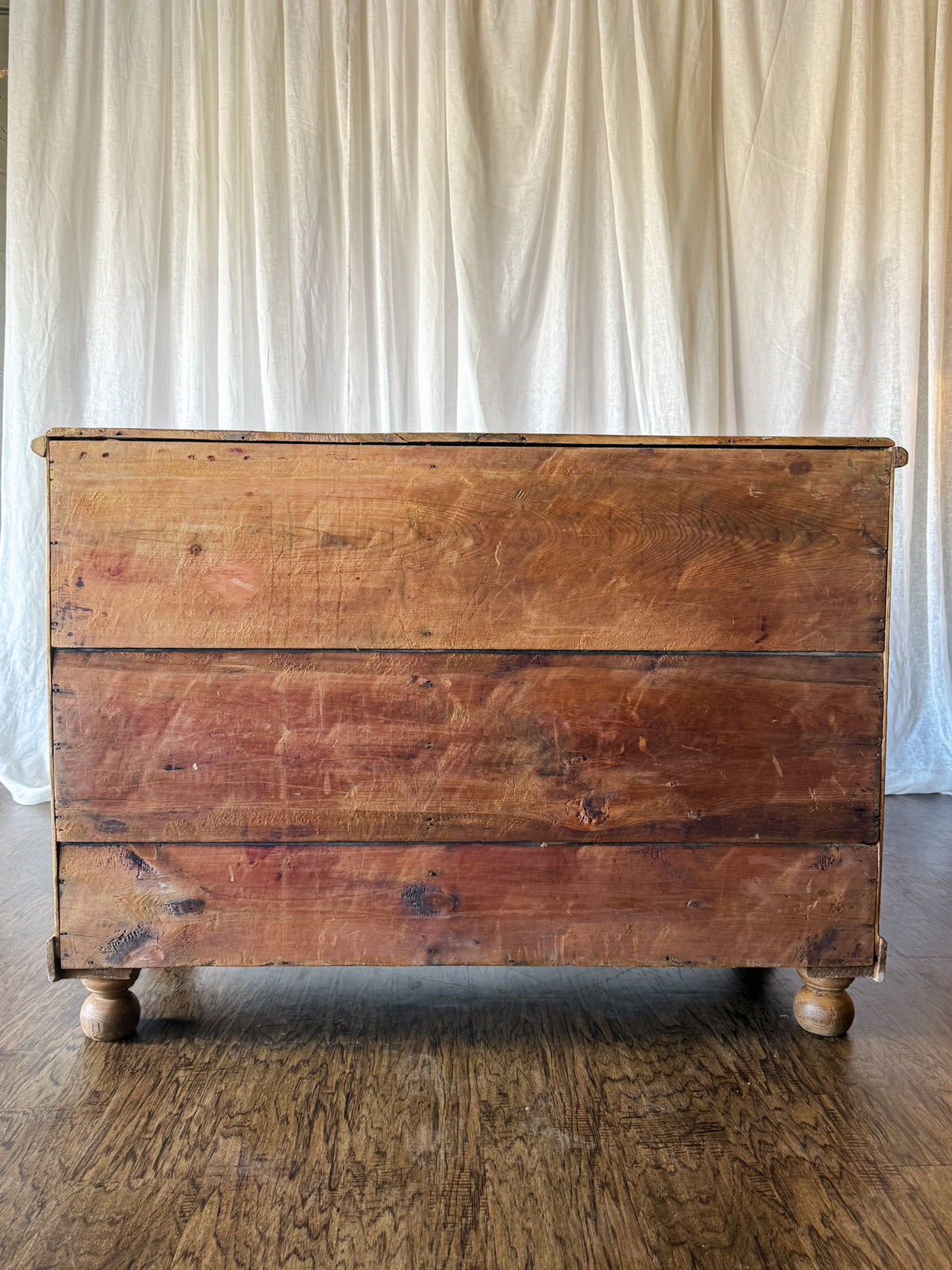 Early 20th Century Pine Dresser with Drawers & Carved Cabinet Door