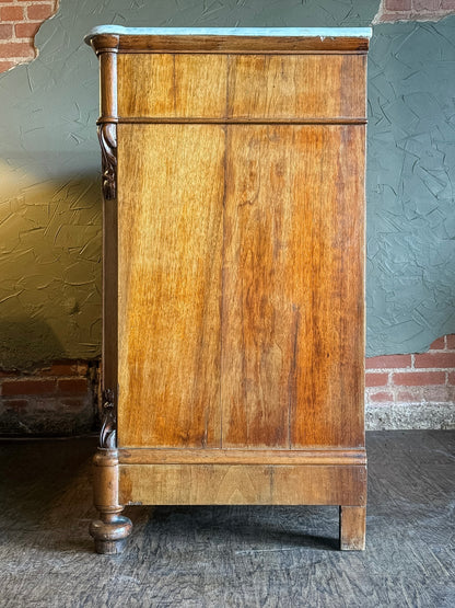 Burr Walnut Cassettone