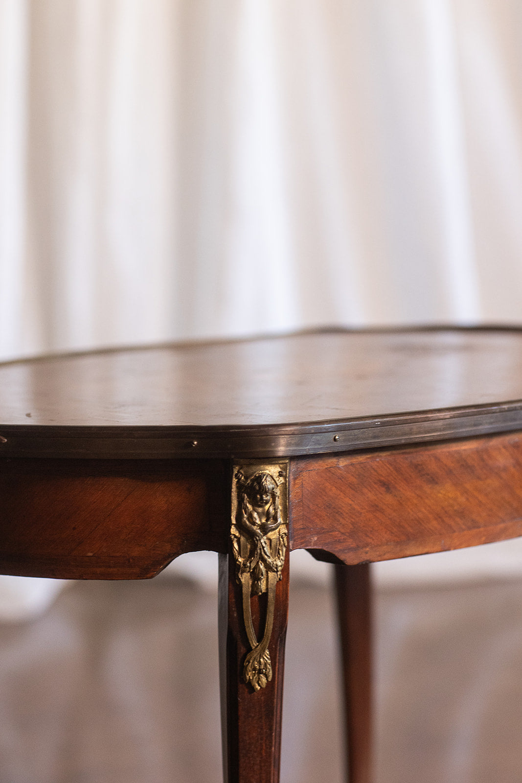 French Mahogany Serving Tray Table with Floral Inlay and Brass Edge Detail