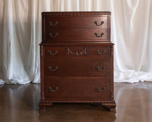 Six Drawer 1940s Mahogany Thomasville Chest with Swag Detail