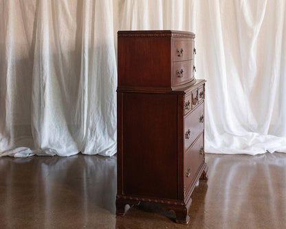 Six Drawer 1940s Mahogany Thomasville Chest with Swag Detail