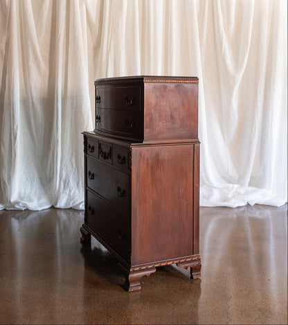 Six Drawer 1940s Mahogany Thomasville Chest with Swag Detail