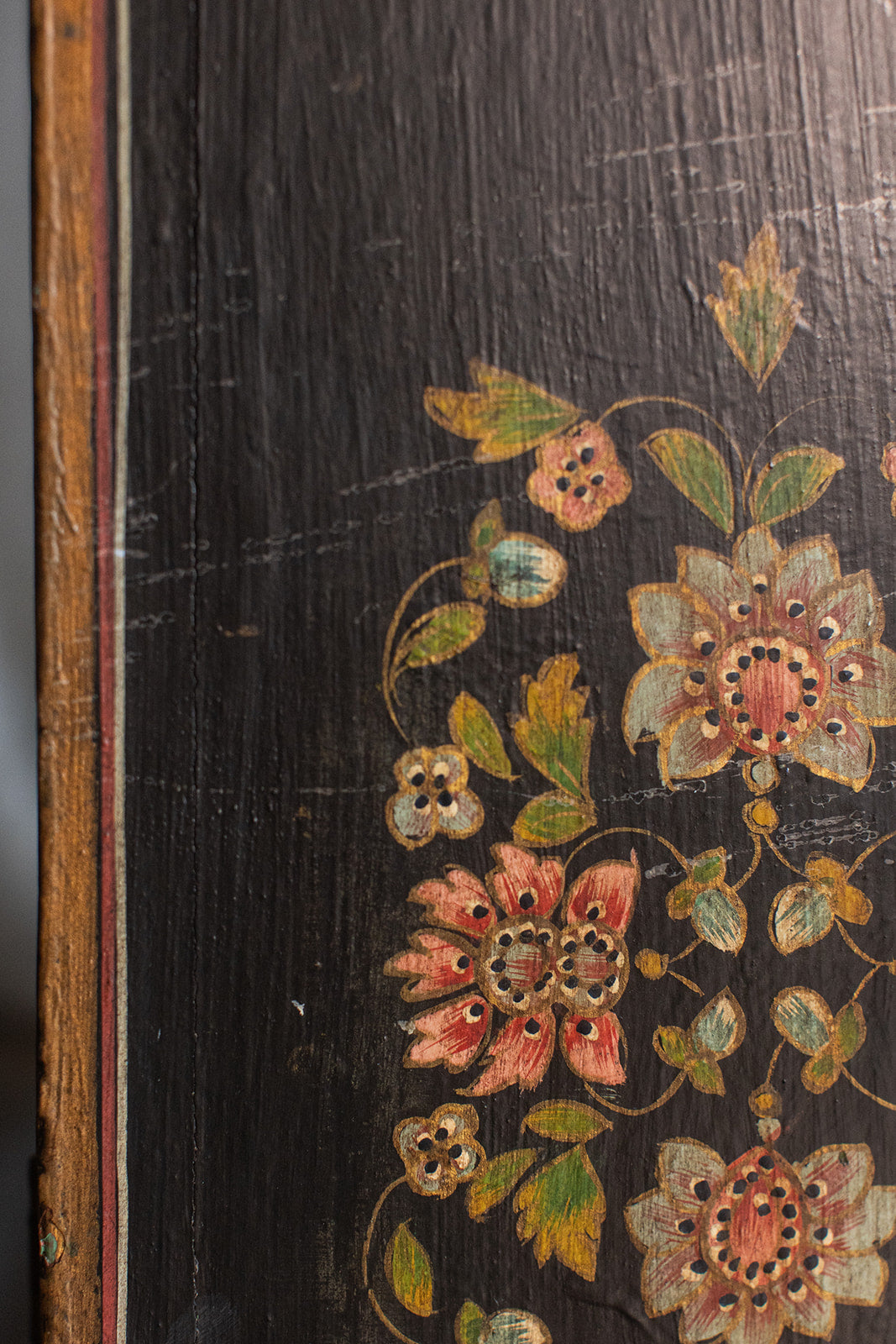 Vintage 1940s Hand Painted Lacquer Chinese Amoire Cabinet