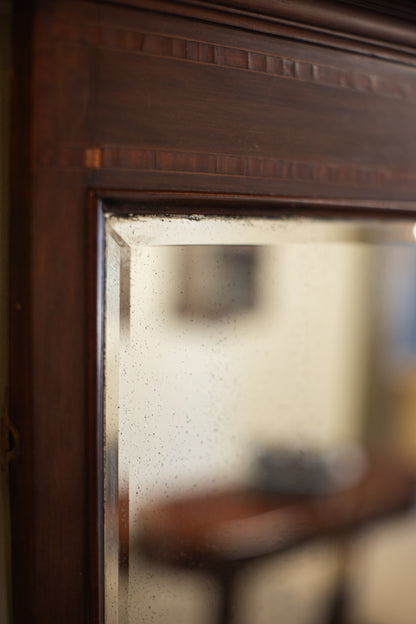 Mahogany Framed Mirror Inlay Detail
