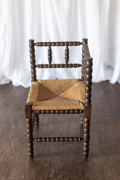 Bobbin Corner Chair