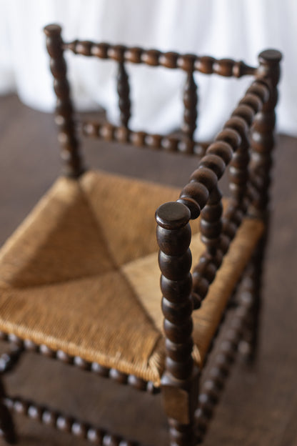 Bobbin Corner Chair