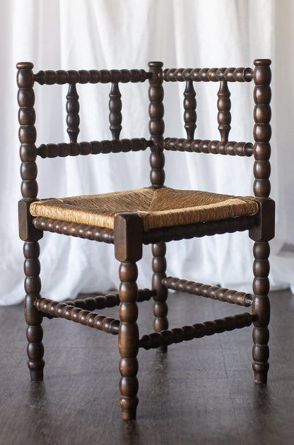 Bobbin Corner Chair
