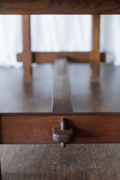Mid Century Dining Table with Linear Veneer Pattern
