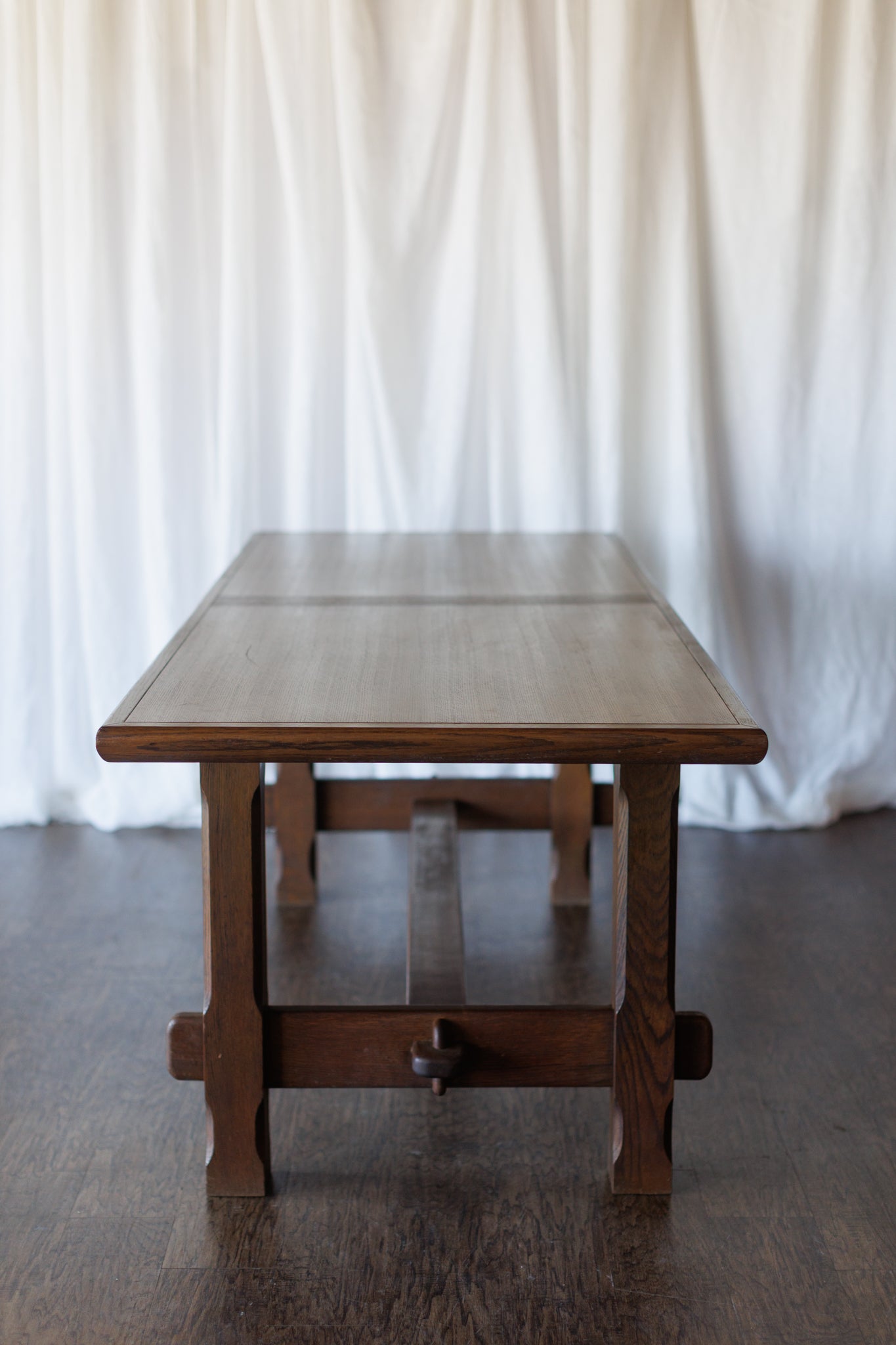 Mid Century Dining Table with Linear Veneer Pattern