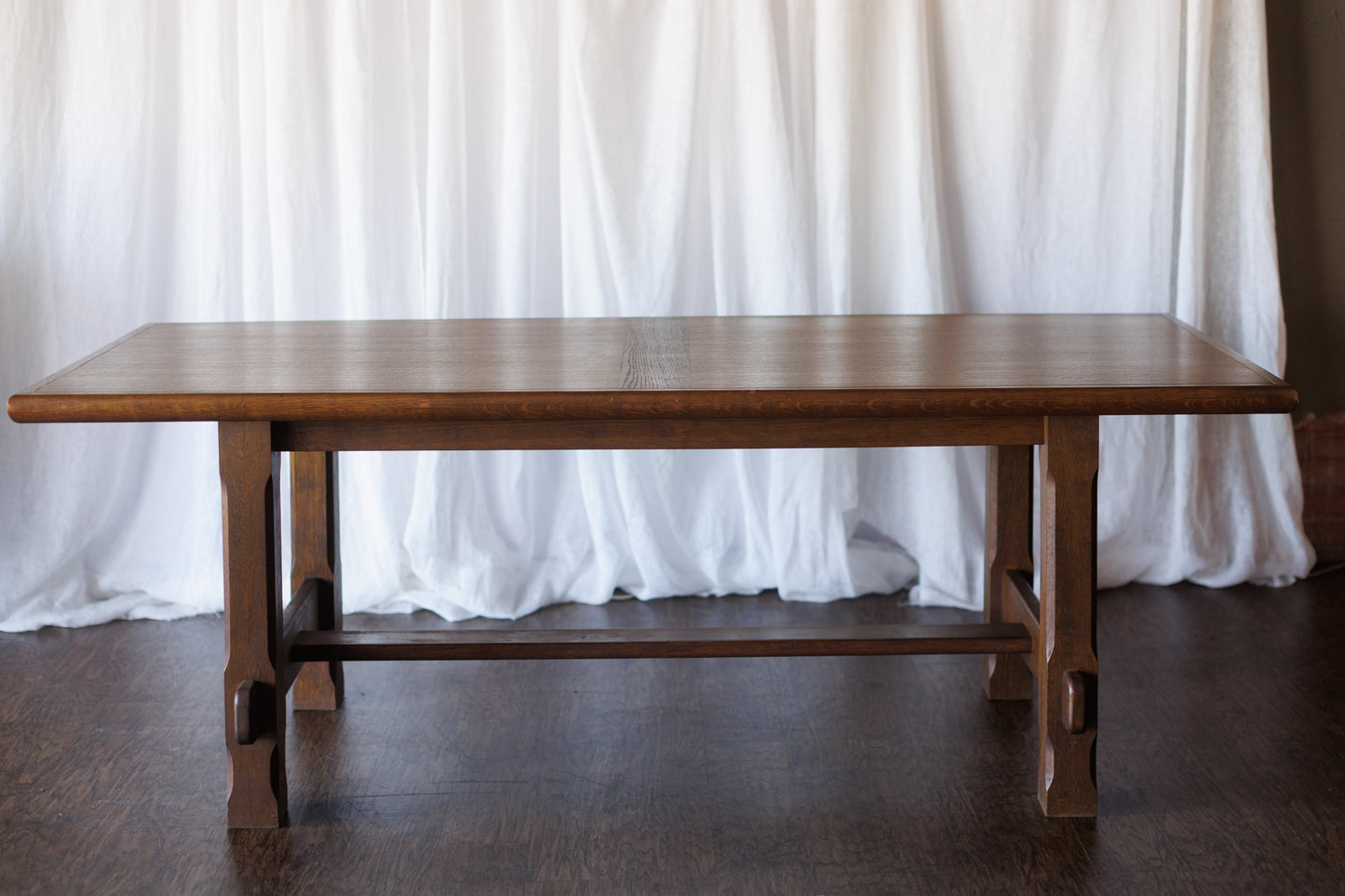 Mid Century Dining Table with Linear Veneer Pattern