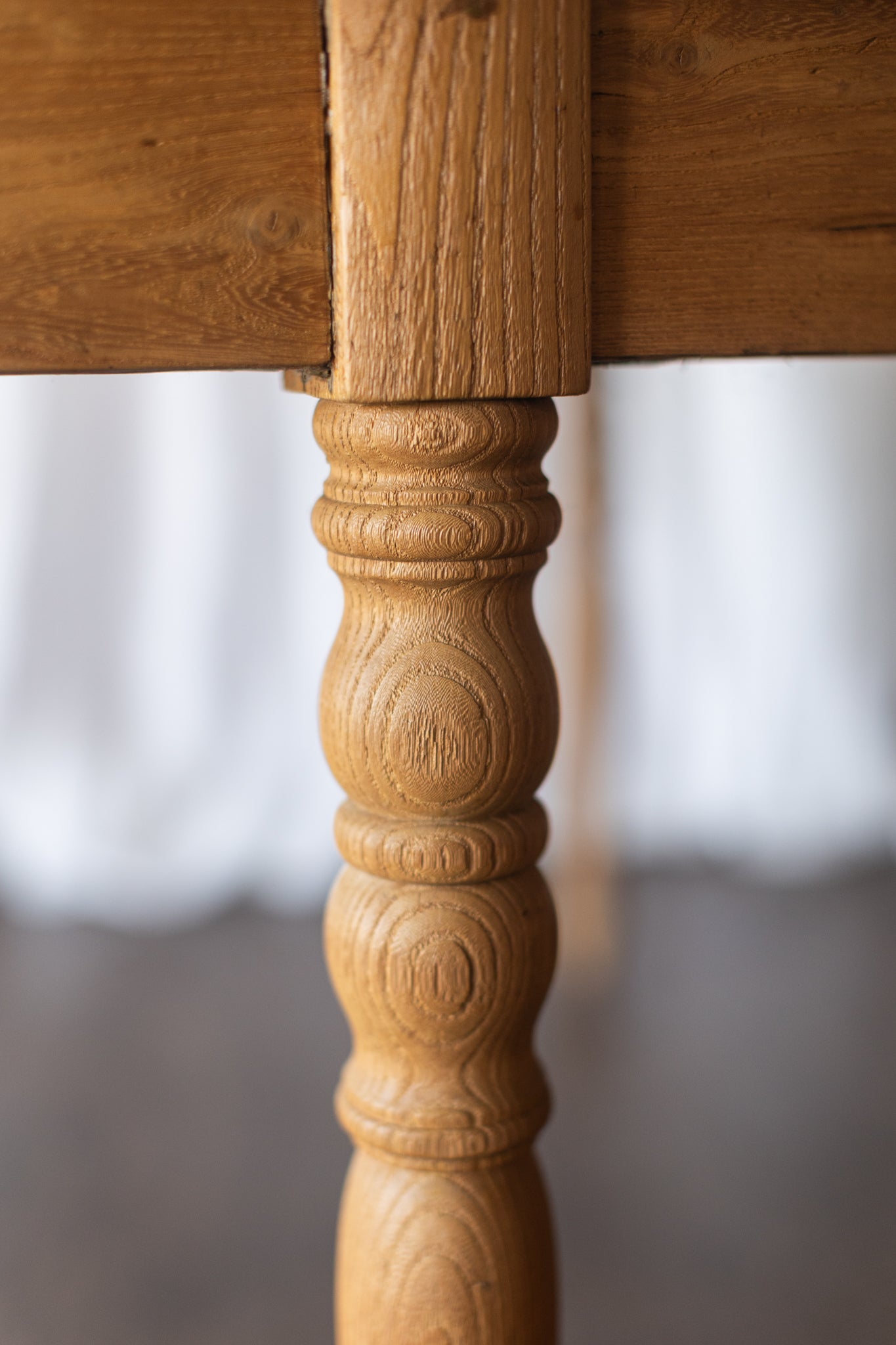 Pine Louis Phillpe Oval Table