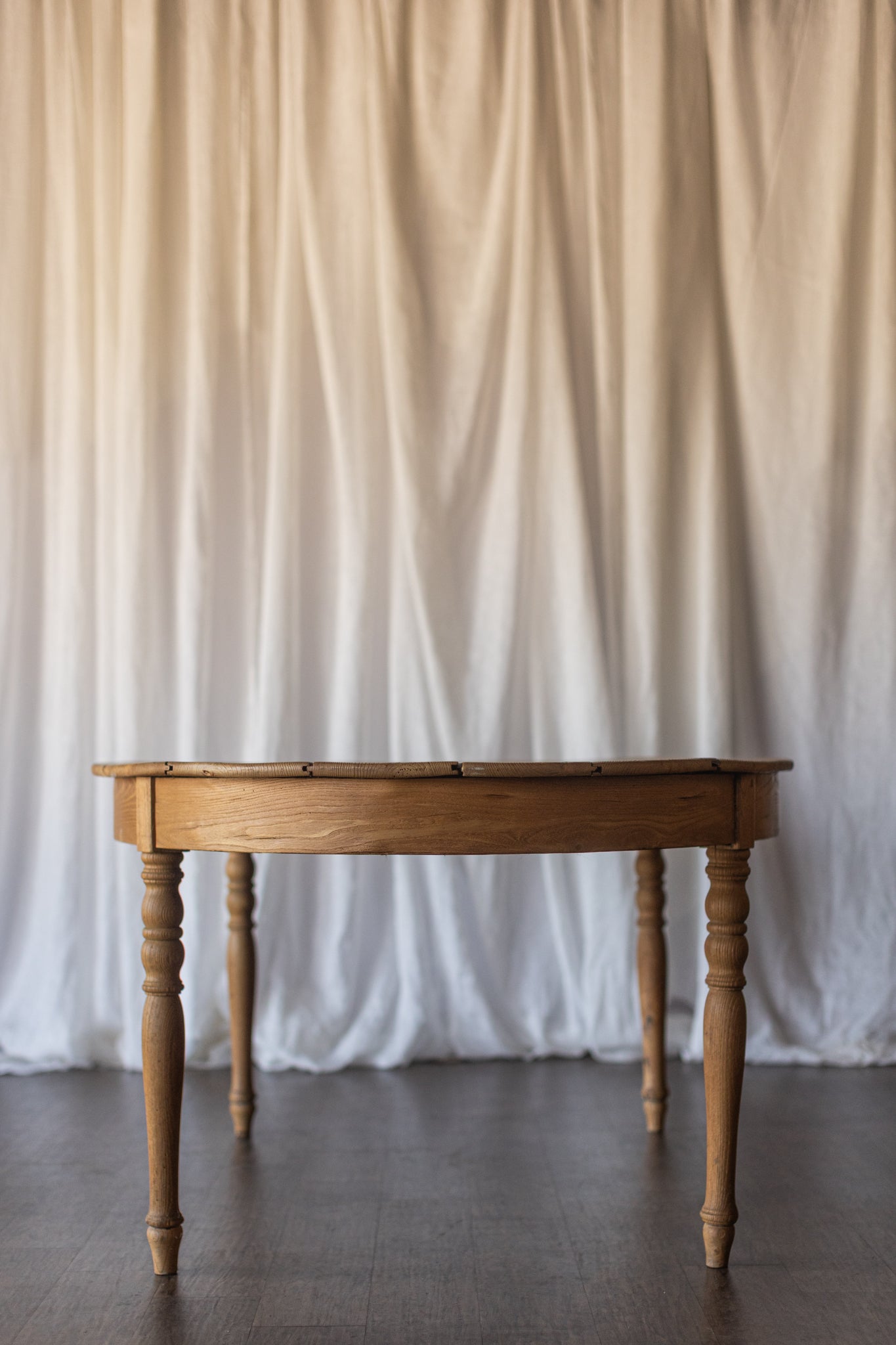 Pine Louis Phillpe Oval Table