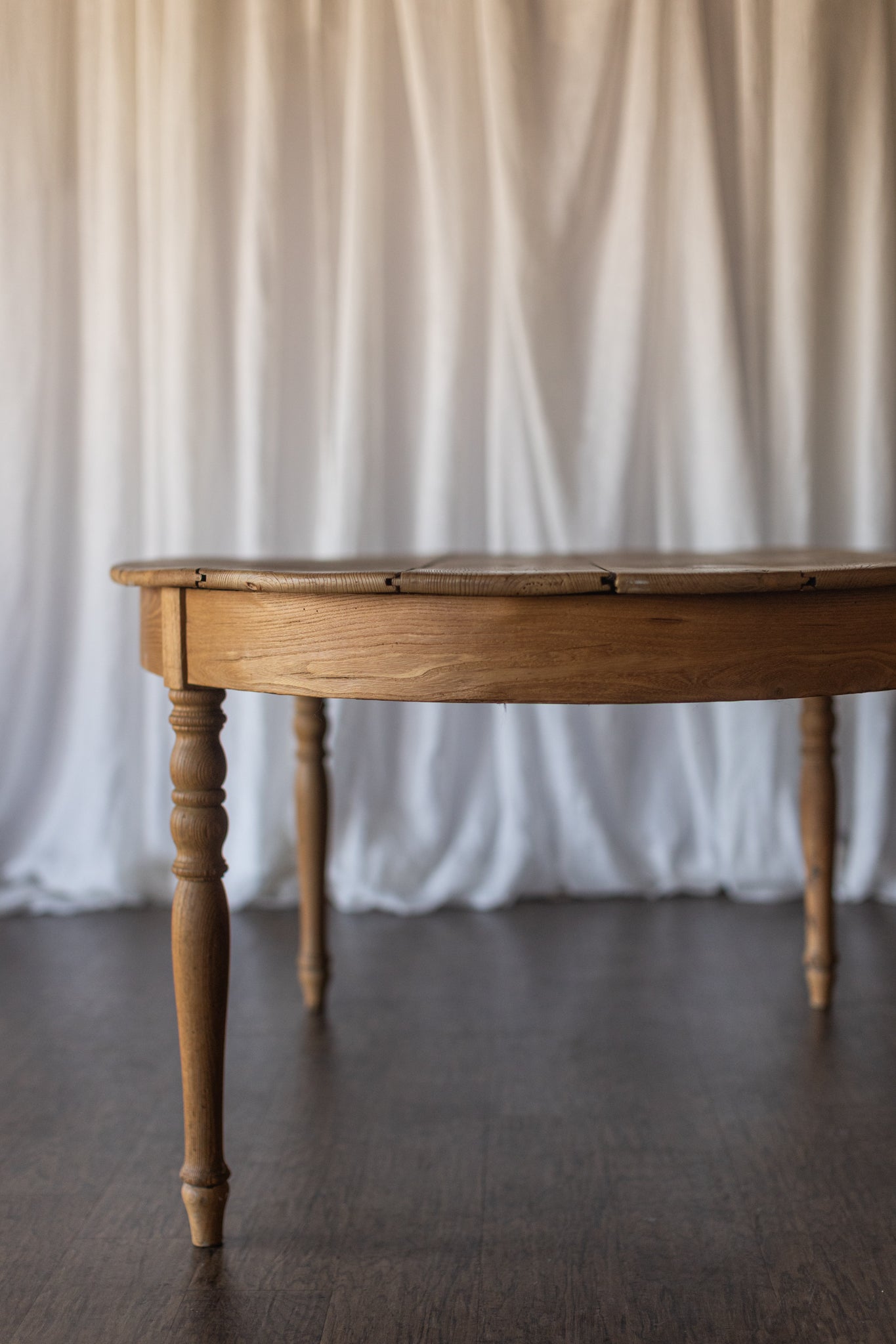 Pine Louis Phillpe Oval Table