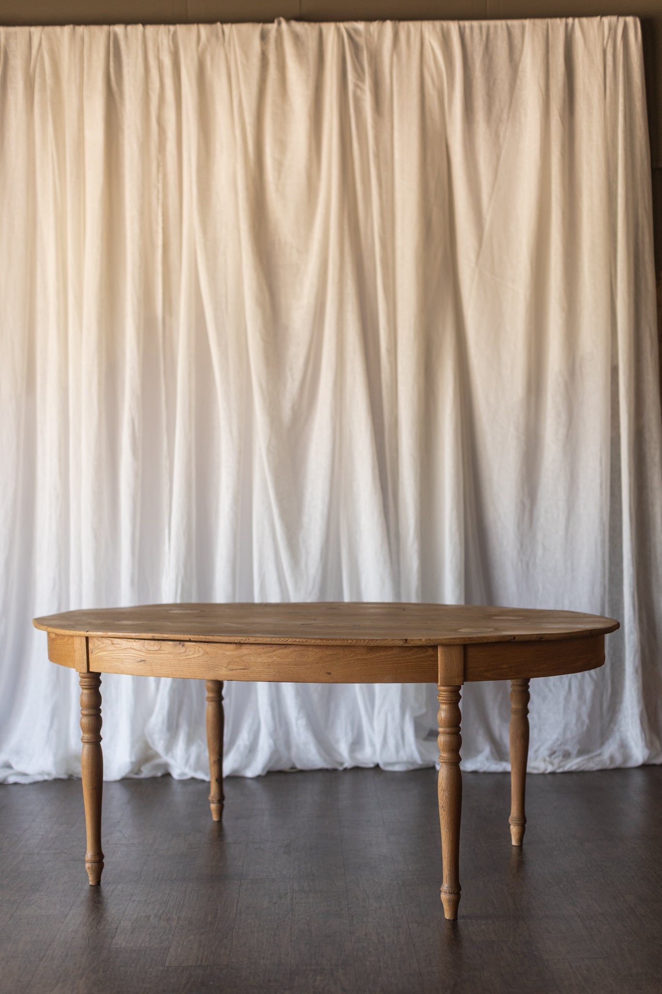 Pine Louis Phillpe Oval Table