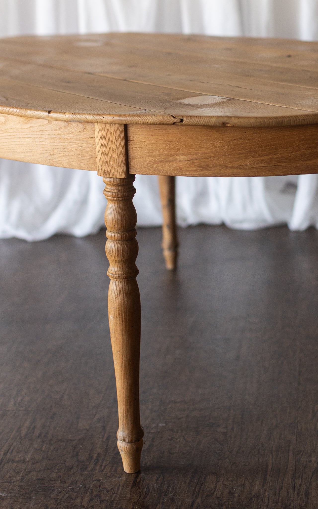 Pine Louis Phillpe Oval Table