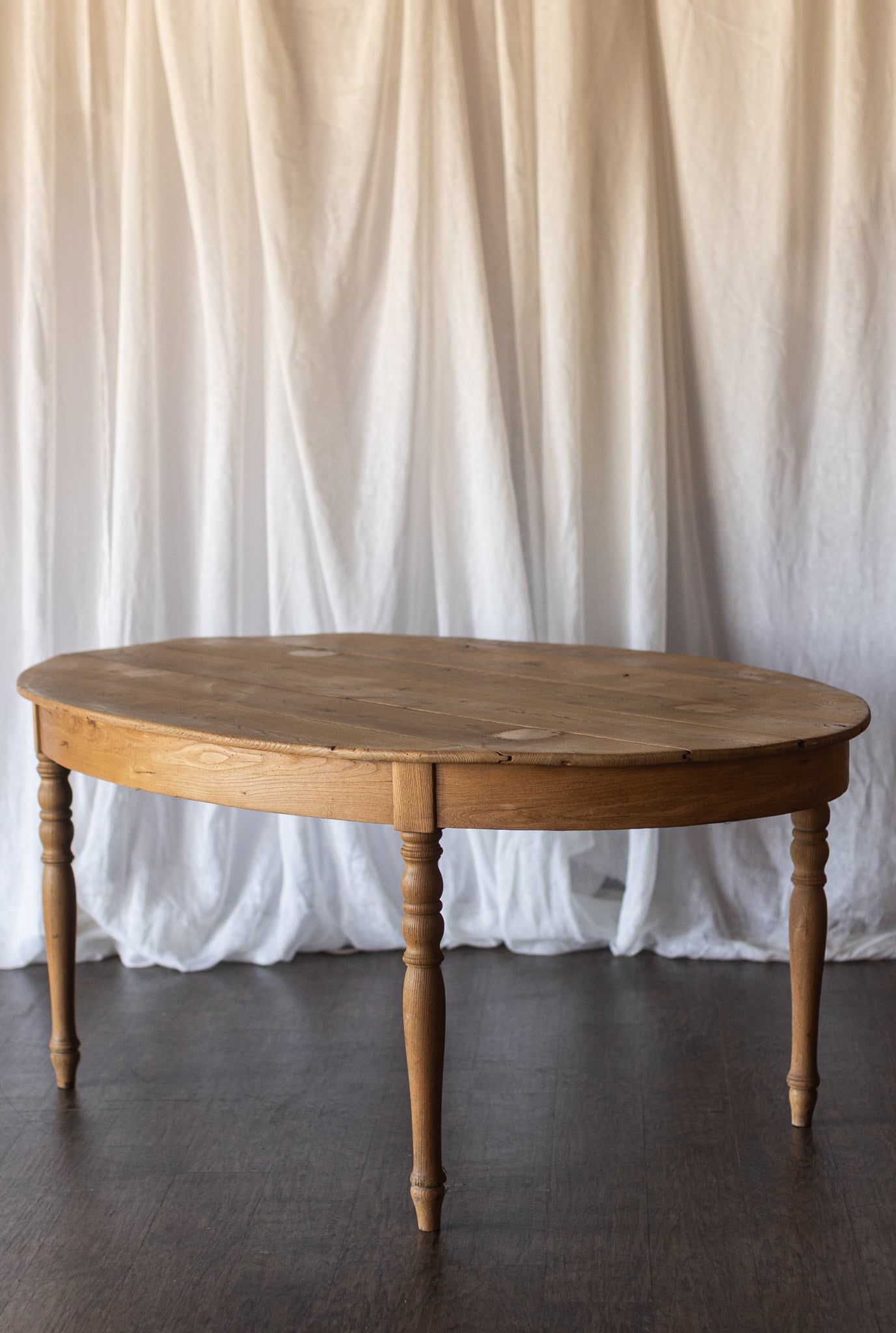 Pine Louis Phillpe Oval Table