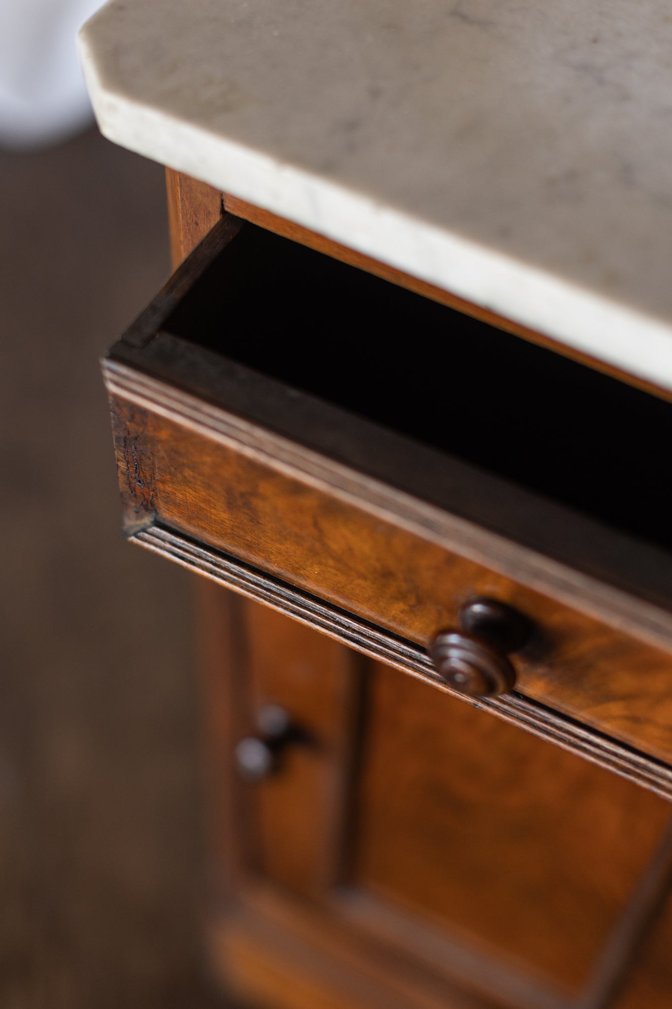 Marble Top Accent Column Table