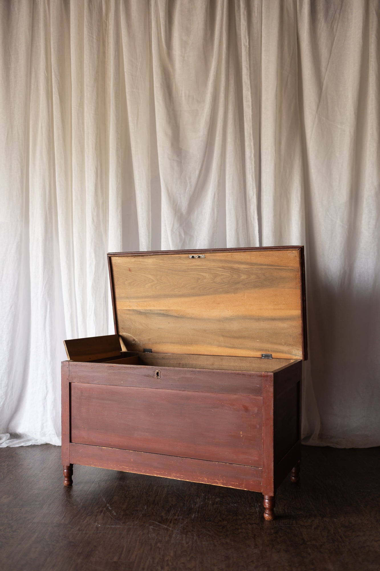 Pine Blanket Chest with Paneled Front