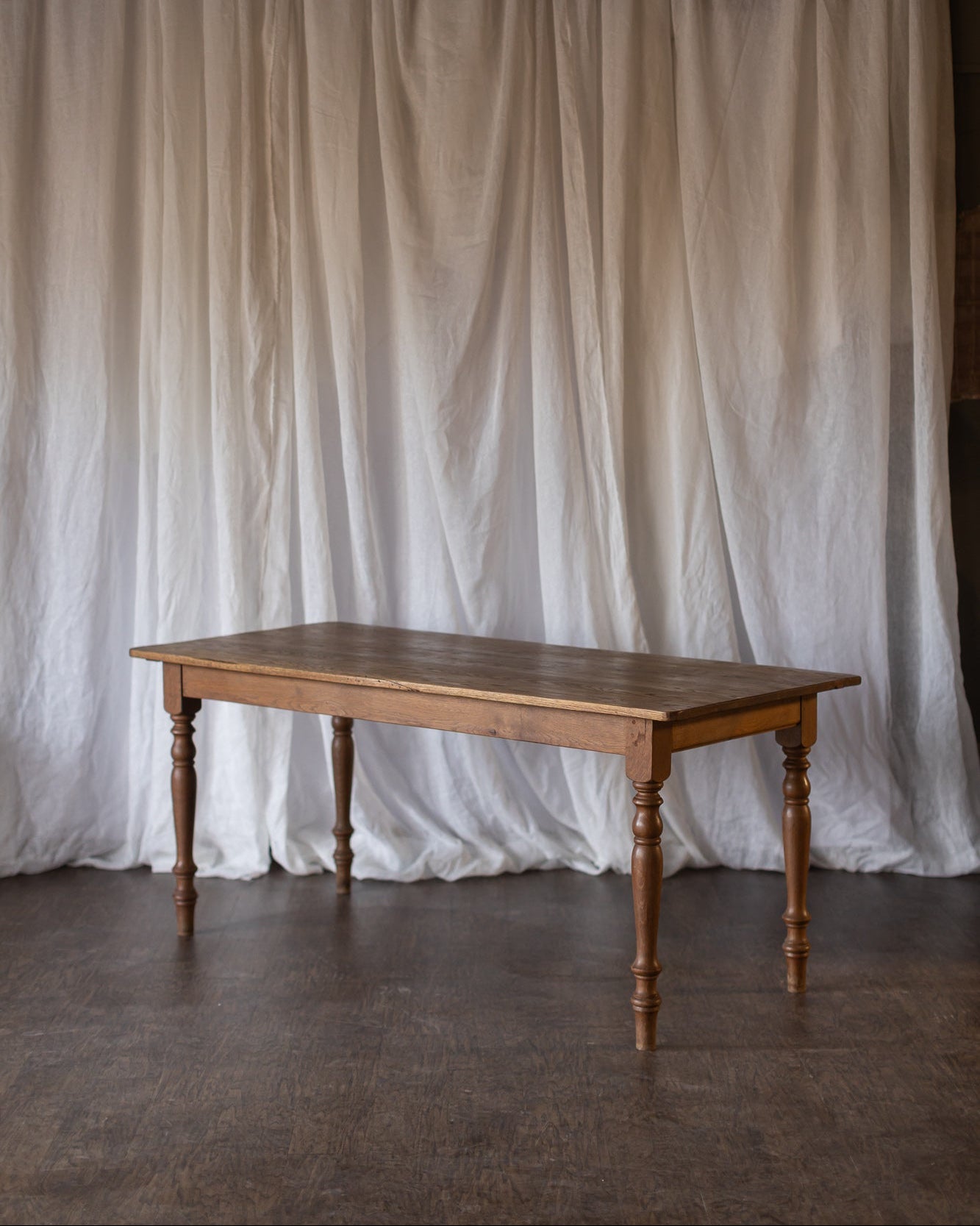French Farm Table