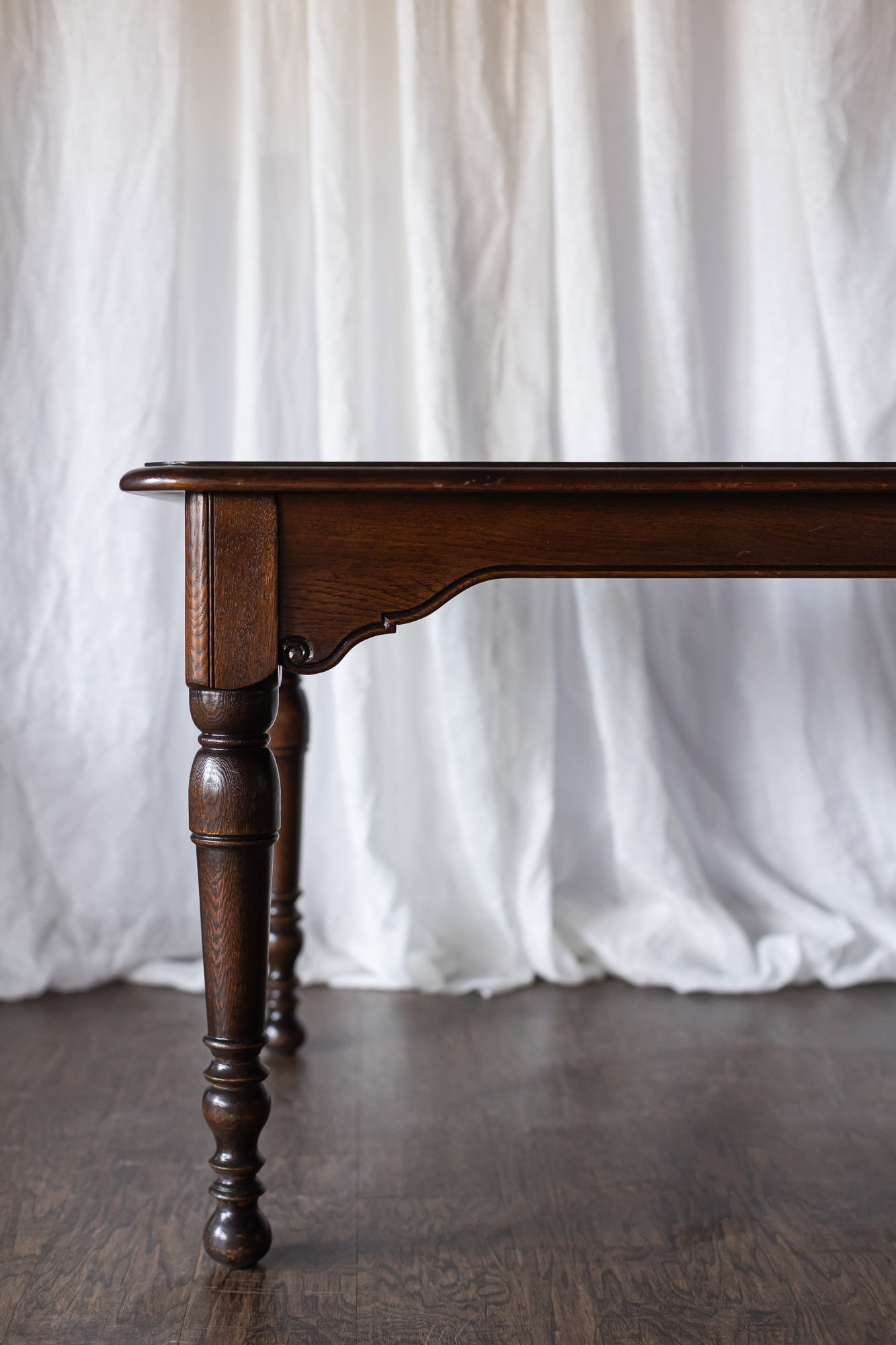 William & Mary Dark Wood Dining Table