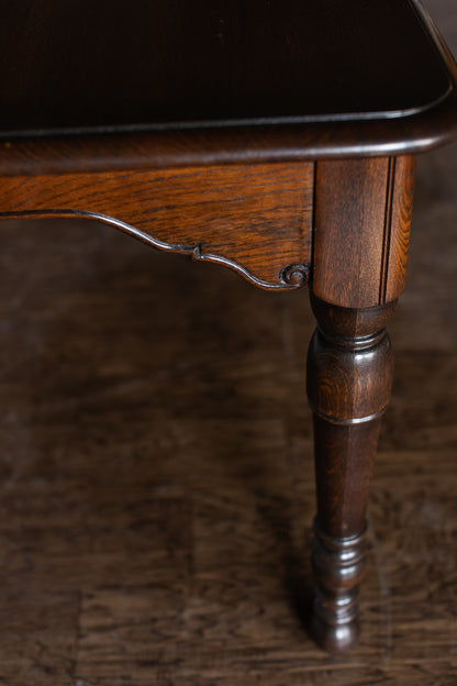 William & Mary Dark Wood Dining Table