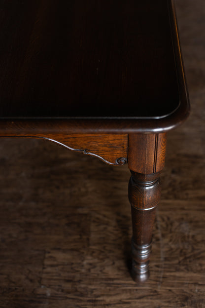 William & Mary Dark Wood Dining Table