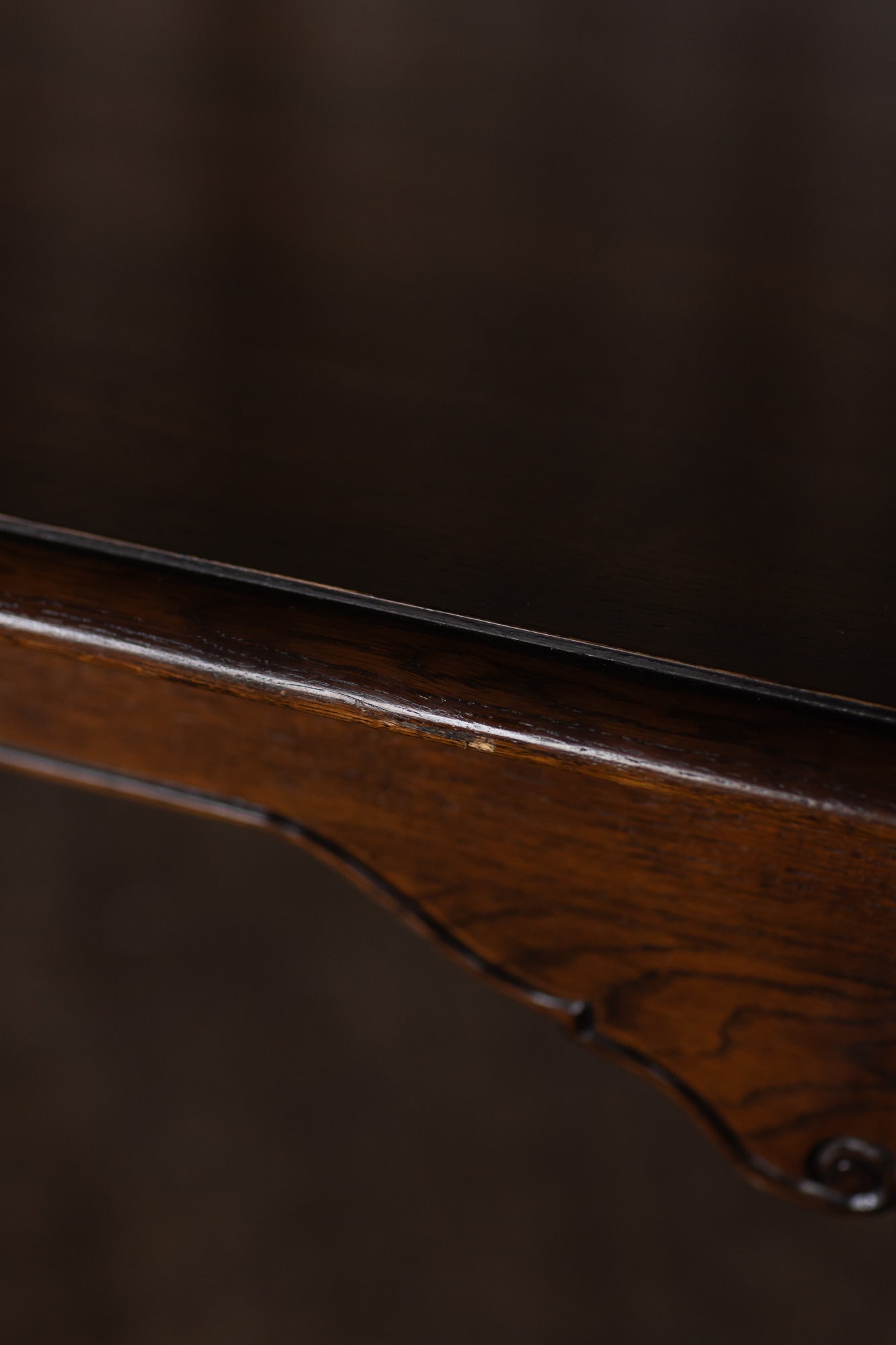 William & Mary Dark Wood Dining Table