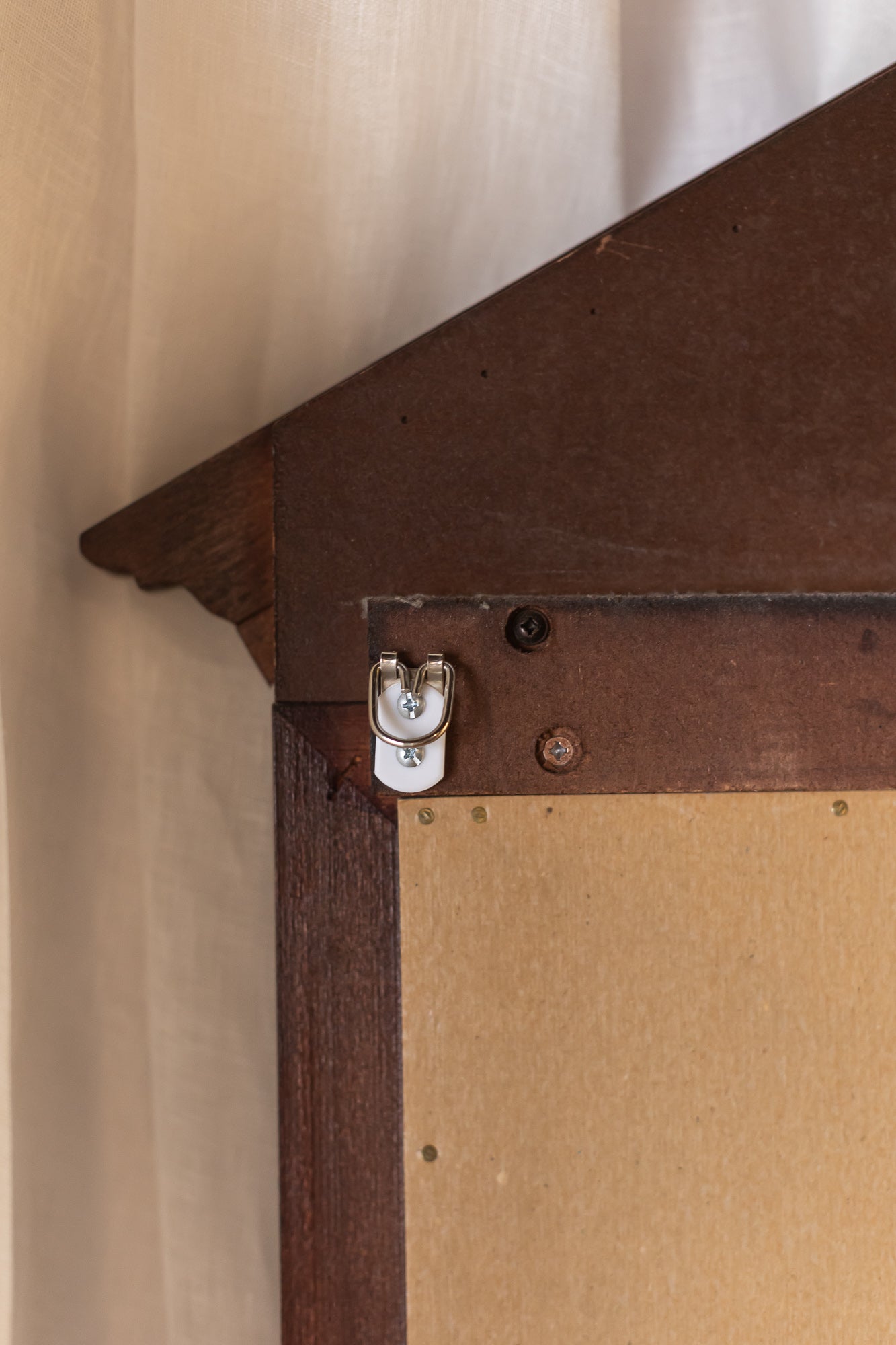 Mahogany Pediment Mirror with Finial Detail