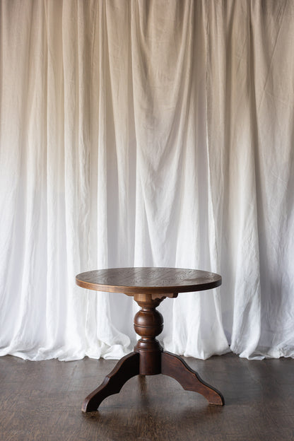The Perfect Size Round Pedestal Base Table