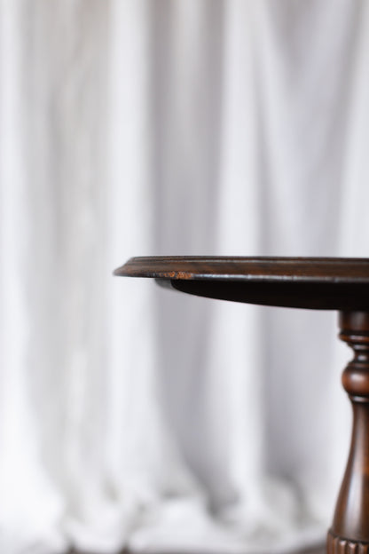 Petite Mahogany Pedestal Table