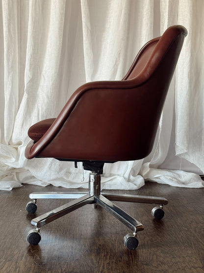 Set of Four Mid-Century Modern Brown Chairs with Chrome Base