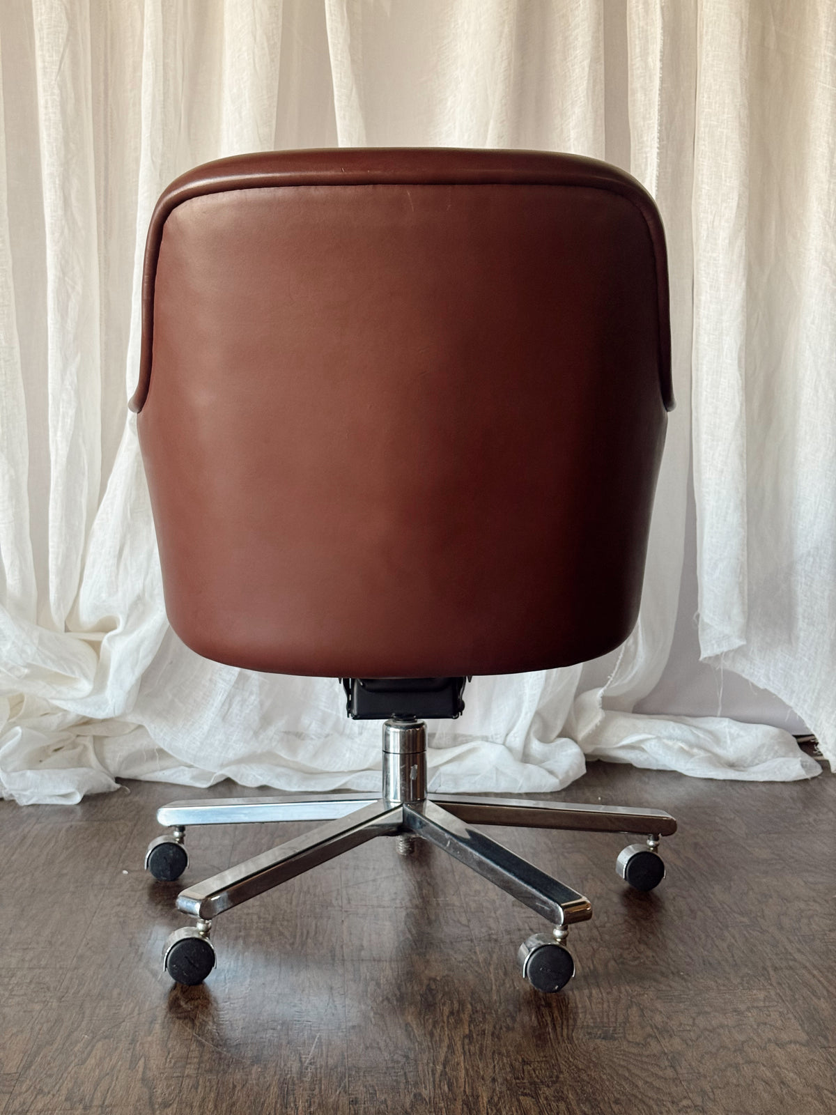 Set of Four Mid-Century Modern Brown Chairs with Chrome Base